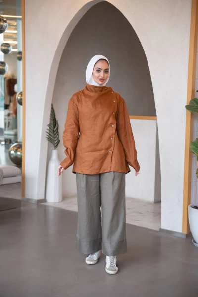 Camel shirt and gray pants set, linen C:J1036